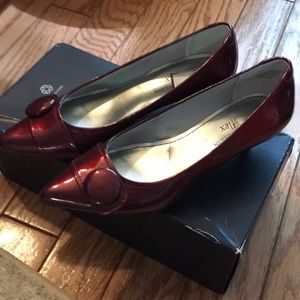 Anne Klein iflex heels